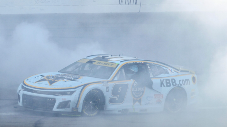 Chase Elliott win helps snap playoff struggles for Hendrick Motorsports