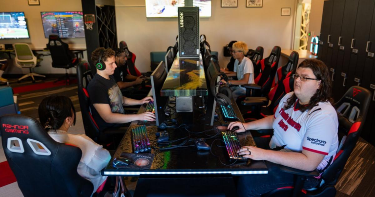 Growth of esports a ‘game changer’ for college students