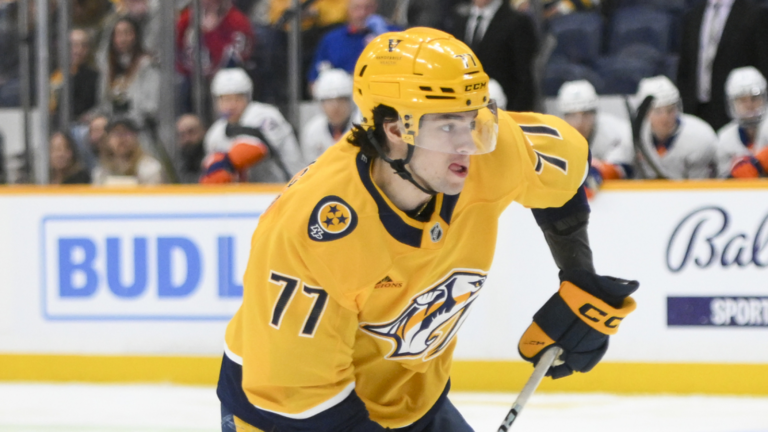 Predators cross the finish line on new deal with their restricted free agent