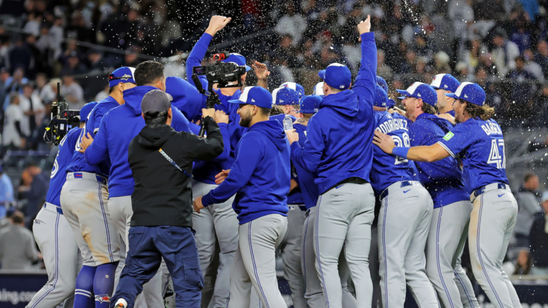 MLB playoff takeaways: Blue Jays eliminate Yankees