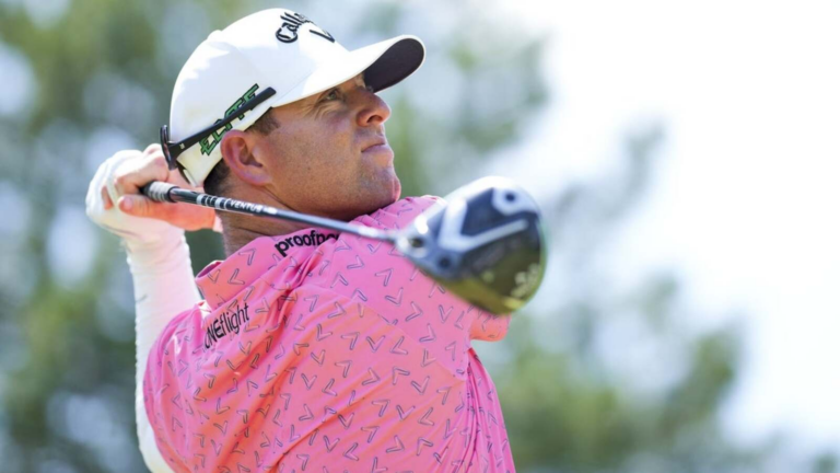 Three Americans share lead after opening round in Japan