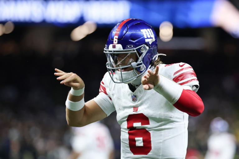 Giants QB Jaxson Dart Joins Patrick Mahomes in Achieving Rare NFL Feat