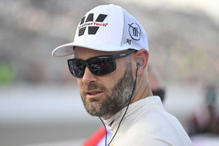 Shane van Gisbergen Reveals How Grassroots Racing Helps Him Catch Up on Short-Track Skills