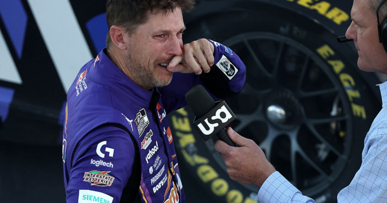 Hamlin siezes emotional 60th Cup Series win at LVMS to advance into Championship 4
