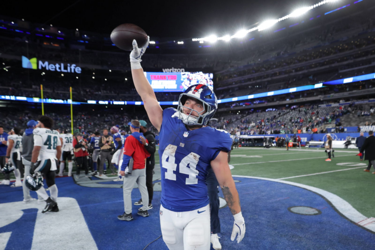 Patrick Mahomes, George Pickens, Maxx Crosby Lead Top 10 Performers of NFL Week 6