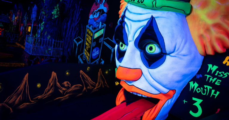 Haunted October: America’s Best Spooky Mini Golf Courses, Tee Off in Terror