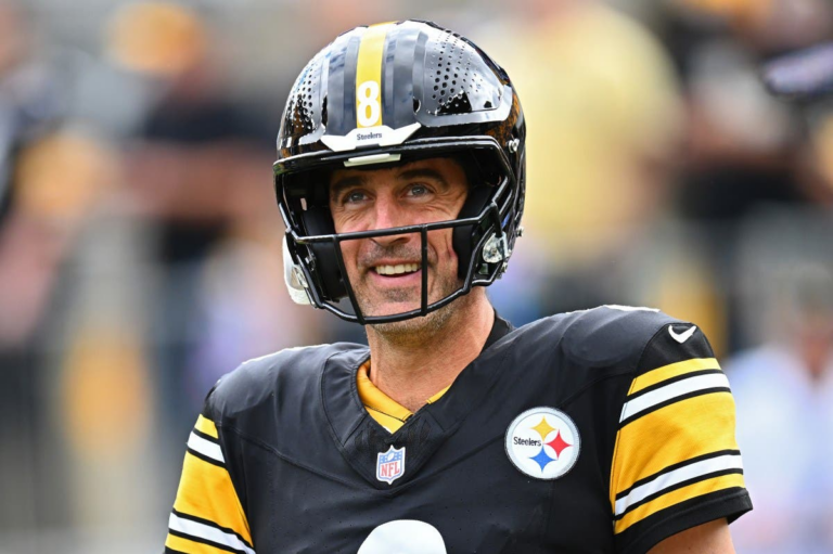Aaron Rodgers Moves Past Former Steelers QB In All