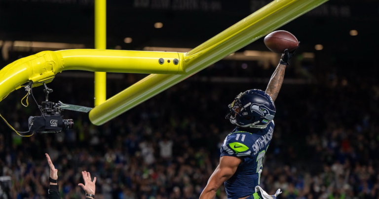 Jaxon Smith-Njigba, Seahawks’ defense show out again in Monday night win over Texans