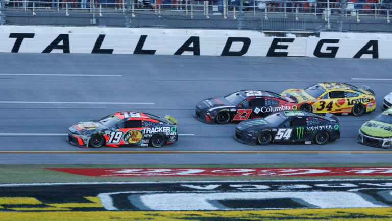 Chase Briscoe secures first-ever Championship 4 slot and NASCAR heads to Martinsville