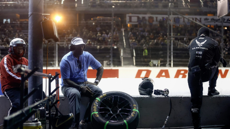 NASCAR Faces Antitrust Showdown with 23XI and Front Row Motorsports