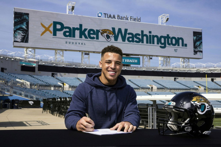 PGA Tour Turns Heads as NFL Star Parker Washington Takes on Unlikely One-Day Role