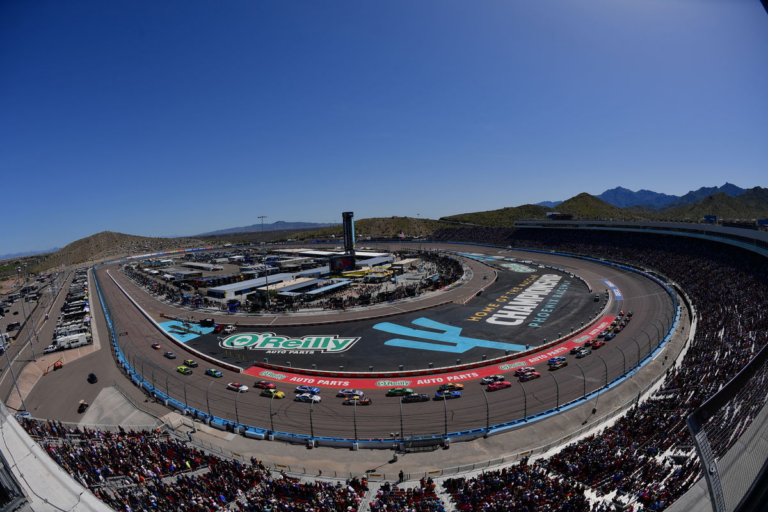 NASCAR Phoenix Fan Guide: Tailgating, Camping, Events, Cooler Policy, Parking & Prohibitions
