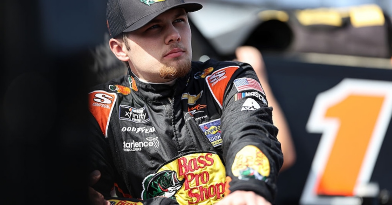 Earnhardt all-in on Kvapil