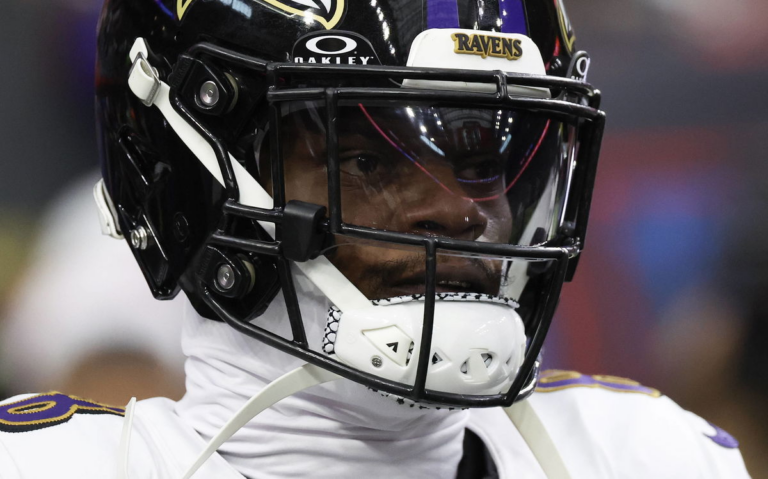 NFL Analyst Sends Clear Message on Ravens Playoff Future as Lamar Jackson Adds Locker Room Heat Amid Injury Concerns