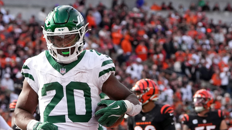 Chiefs Expected to Trade for Jets RB Breece Hall at Deadline