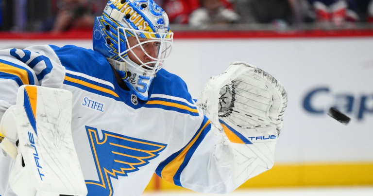 Blues’ Binnington ‘always planned’ to give Ovechkin his 900th goal puck