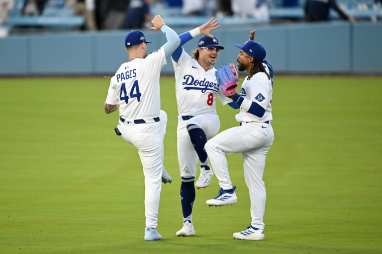 SF Giants claim Justin Dean & Reiver Sanmartin, DFA Mason Black