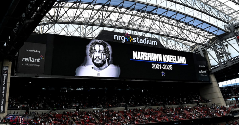 Watch: NFL teams honor Cowboys DE Marshawn Kneeland on first NFL Sunday since death