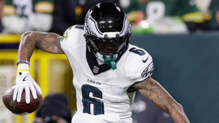 NFL Monday night: DeVonta Smith makes the big play for Philly