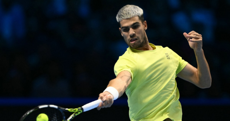 Carlos Alcaraz seals year-ending No. 1 ranking with another win at the ATP Finals