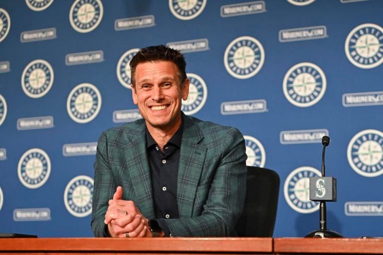 Mariners Win Winter’s First Major Free Agent With Projected $100 Million Blockbuster