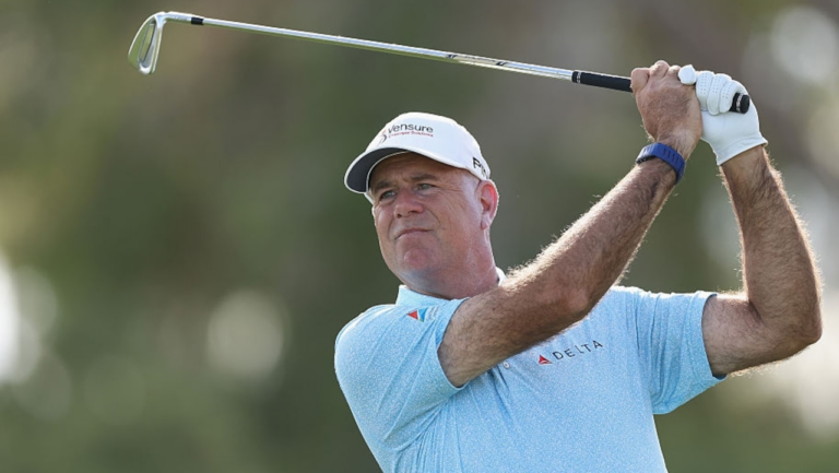 Stewart Cink wins PGA Tour Champions season title