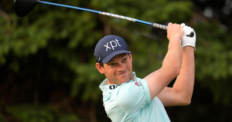 Adam Schenk holds off Texas A&M’s Chandler Phillip for first PGA Tour win in Bermuda