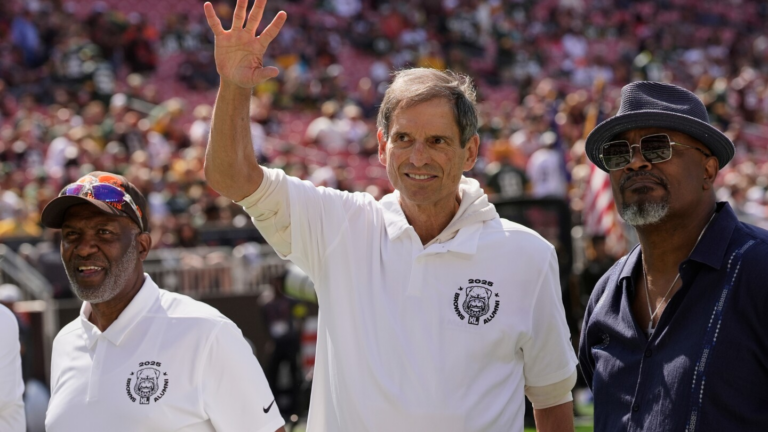 Bernie Kosar says he will receive a liver transplant Monday morning