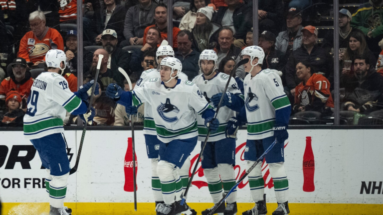 Sasson, O’Connor score late to back Tolopilo in Canucks’ 5-4 win over Ducks