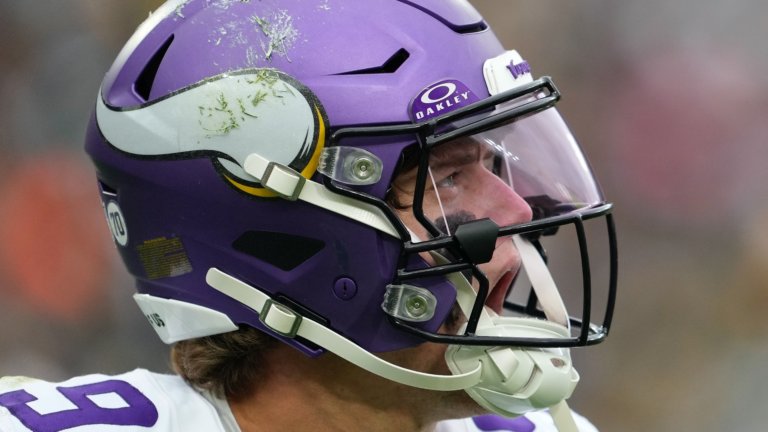 Kurt Warner Drops Clear Message for Vikings QB J.J. McCarthy