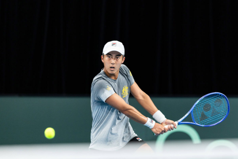 Bleeding Aussie Pro Forced to Stop Mid-Match Amid Grueling Face-Off