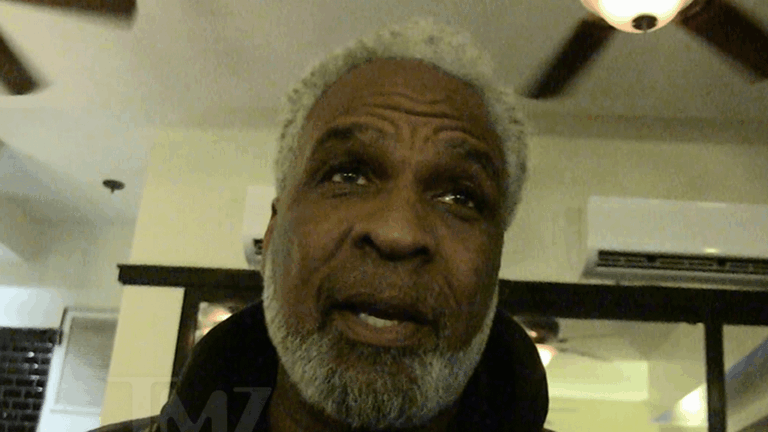 Charles Oakley Says Knicks Can Make It To NBA Finals W/ Karl-Anthony Towns