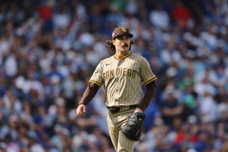 Blue Jays Predicted to Return to World Series With Dylan Cease in Rotation