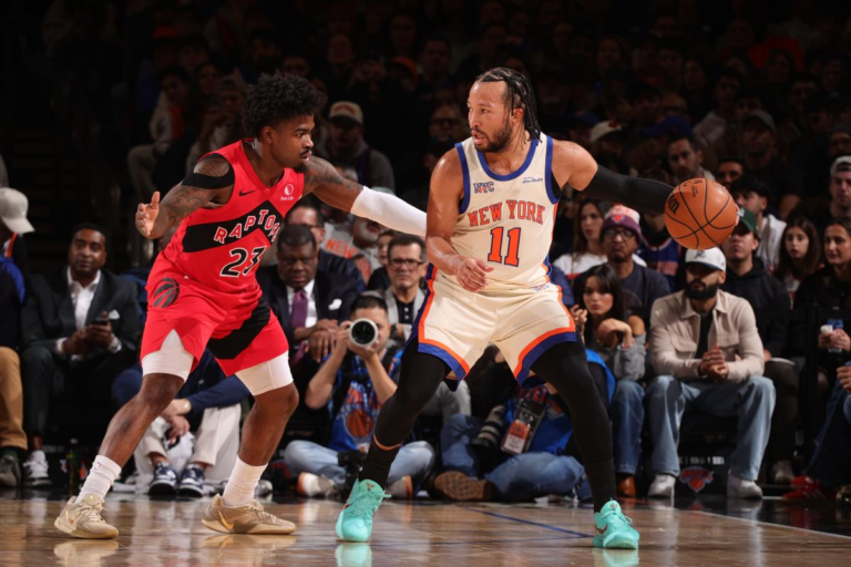Knicks in league of their own with 40-point quarters