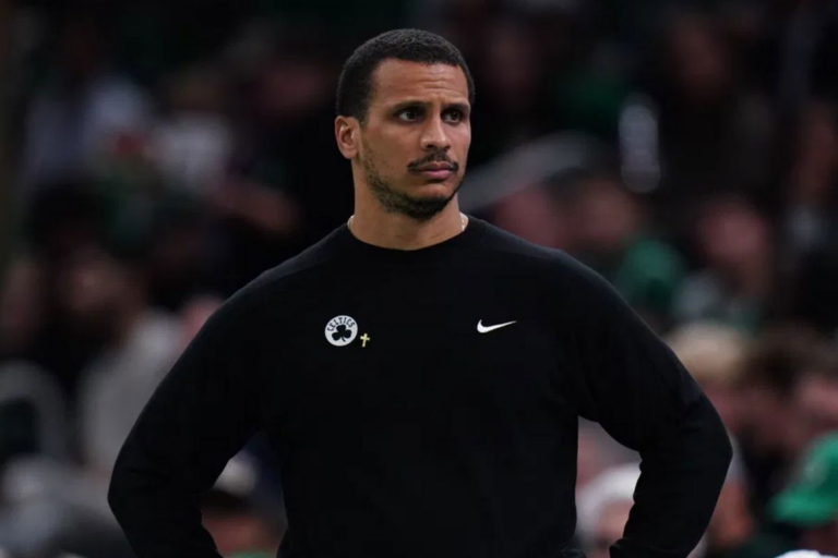 NBA Fans Make Feelings Clear on Joe Mazzulla’s Antics During Knicks-Celtics