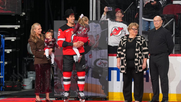 Devils honor Dillon after 1,000th NHL game