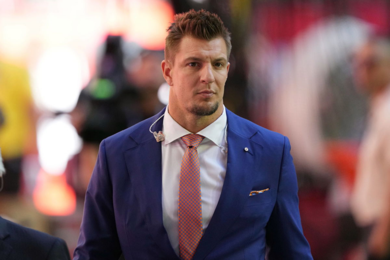 Rob Gronkowski Accuses NFL Refs of Ruining Patriots’ 10-0 Streak Against Broncos With Bad Calls In 2015