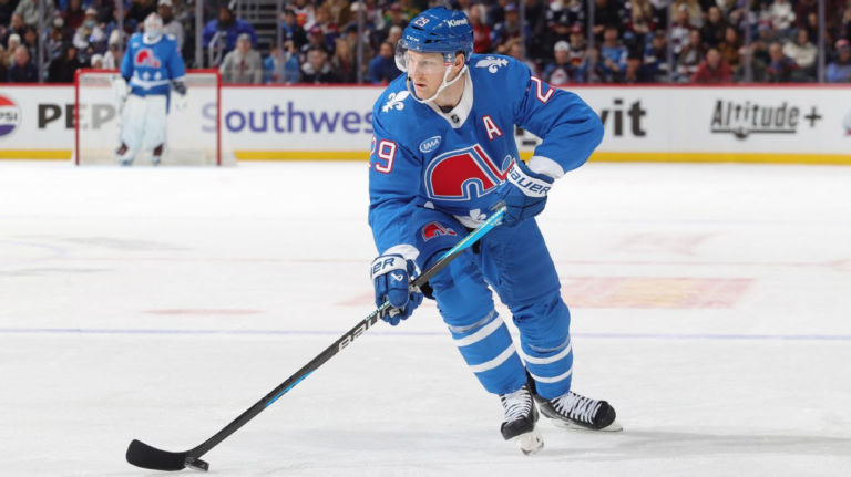 NHL Awards Watch: Who’s leading for Hart, Norris, Calder?