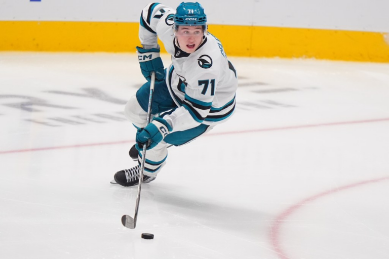 San Jose Sharks unable to slow down Philadelphia Flyers