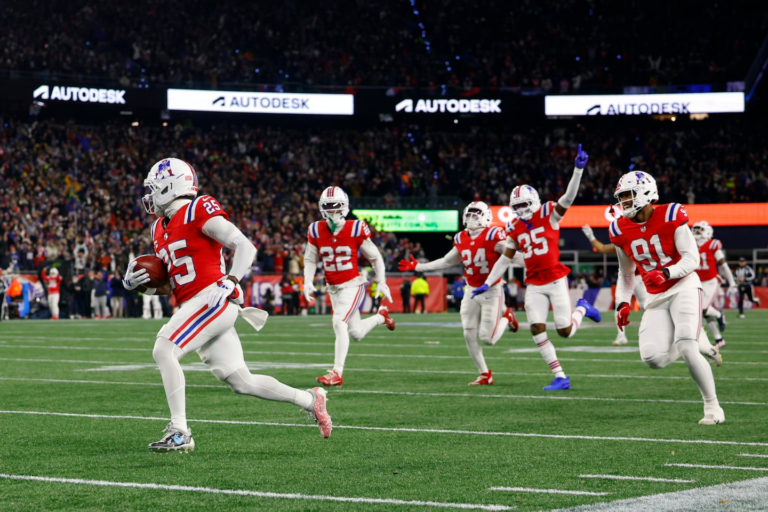 Shouldn’t Marcus Jones also be returning kickoffs for Patriots?