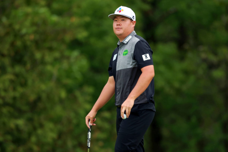 PGA Tour Insider Rejects LIV Golf Poaching Reports With Blunt Statement