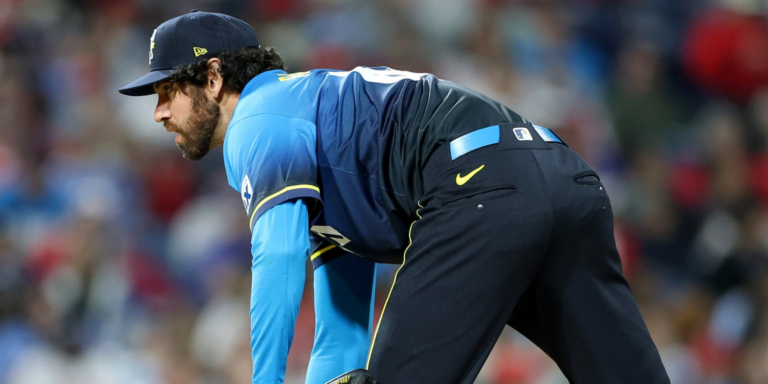 Angels add relievers Romano, Pomeranz on 1-year deals (sources)