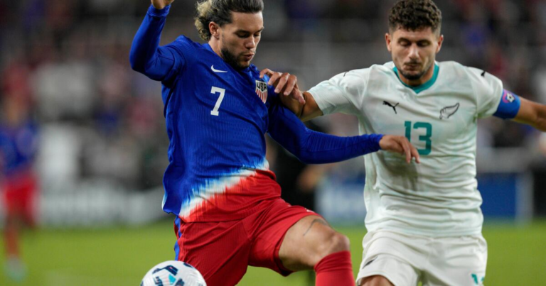 El extremo estadounidense Cade Cowell regresa a la MLS con los Red Bulls cedido por Chivas