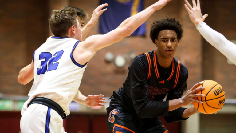 Alijah Arenas returns to practice with USC after car crash and knee injury