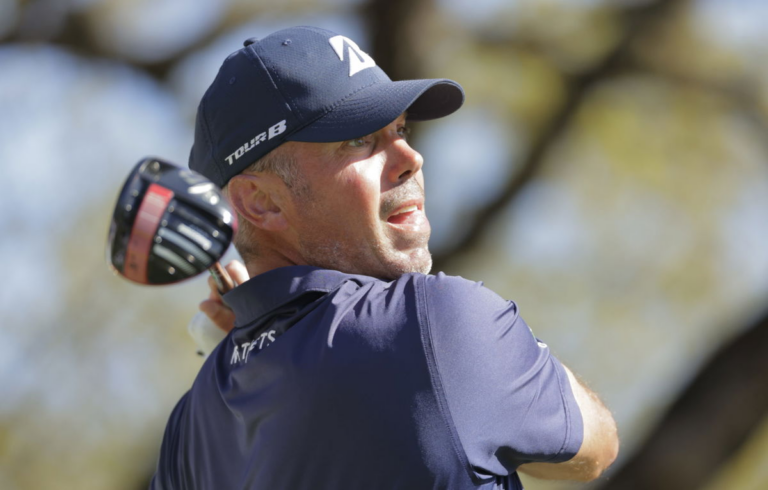 Matt Kuchar Overcome With Emotion While Honoring Late Father After PNC Championship Victory