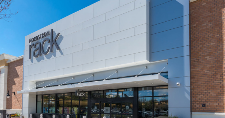 Nordstrom Rack’s Crystal Tennis Bracelet Set Is a Must-Have