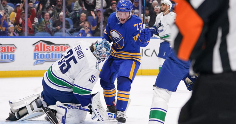 Buffalo Sabres hold off Vancouver Canucks