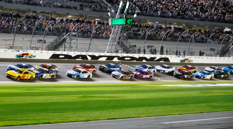 NASCAR’s Massive Daytona 500 Announcement Triggers Outrage as Fans ‘Trash’ Pre-Race Event