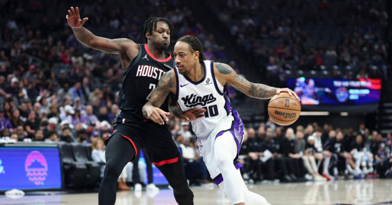 DeMar DeRozan reaches 26,000 career points in Kings’ victory over Rockets