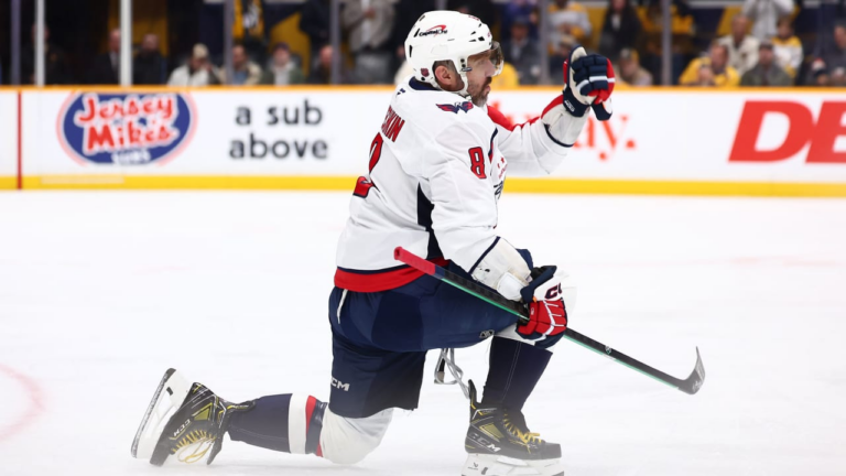 Ovechkin scores 20 goals for 21st season, 2nd most in NHL history